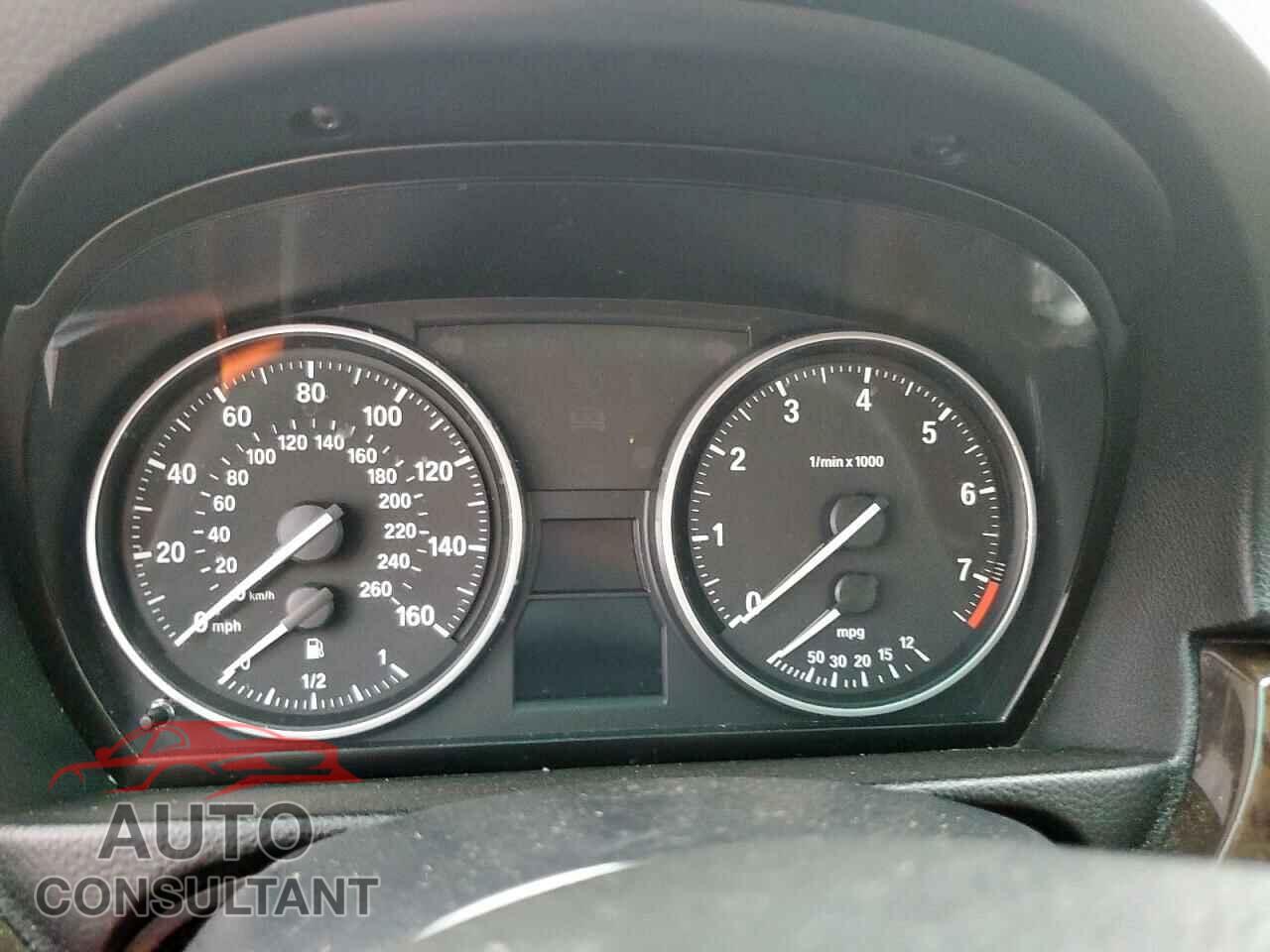 BMW 3 SERIES 2011 - WBAPH7G55BNM59593
