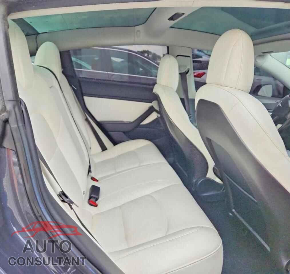 TESLA MODEL 3 2018 - 5YJ3E1EB2JF079236