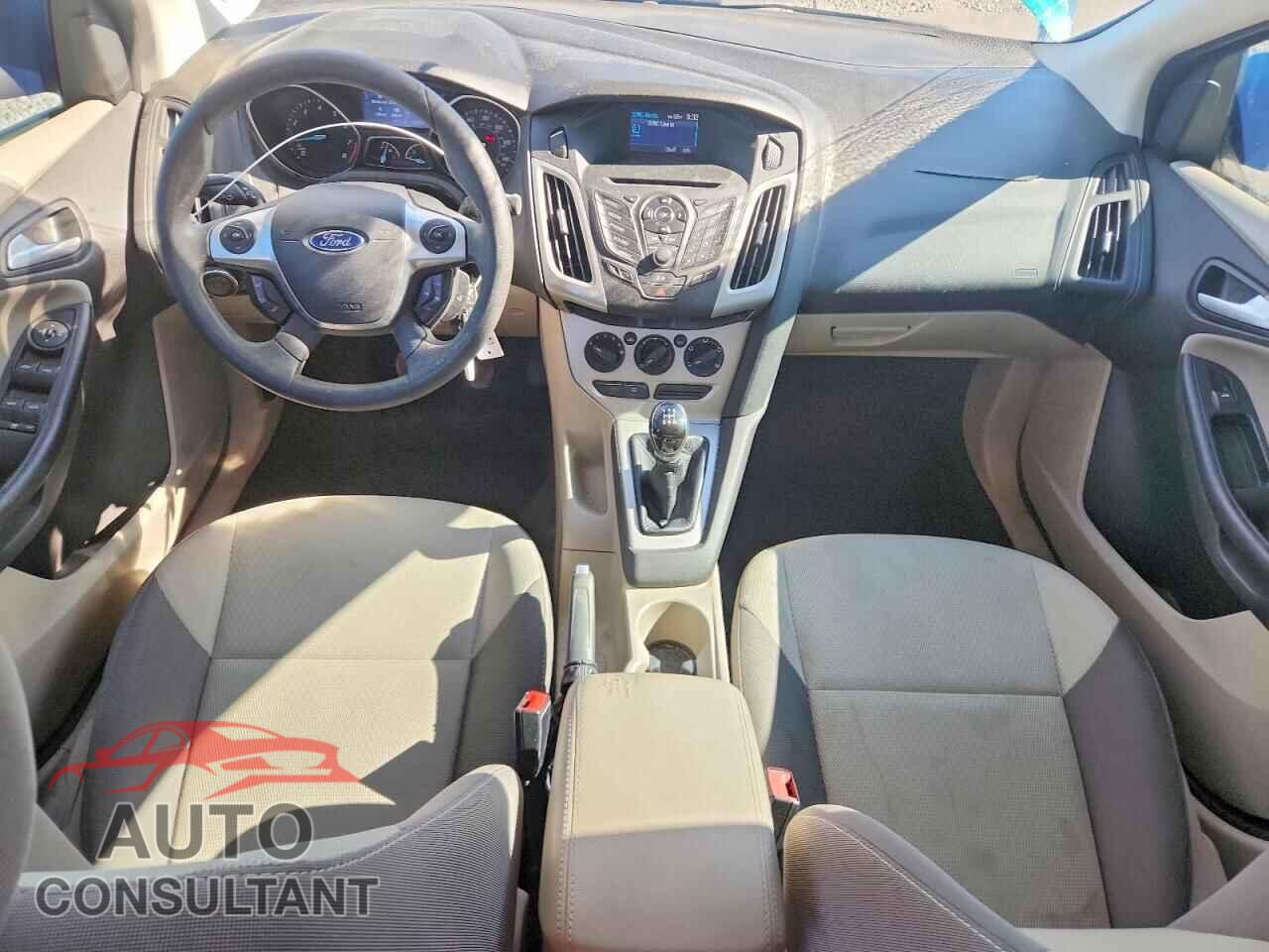 FORD FOCUS 2013 - 1FADP3F23DL372644