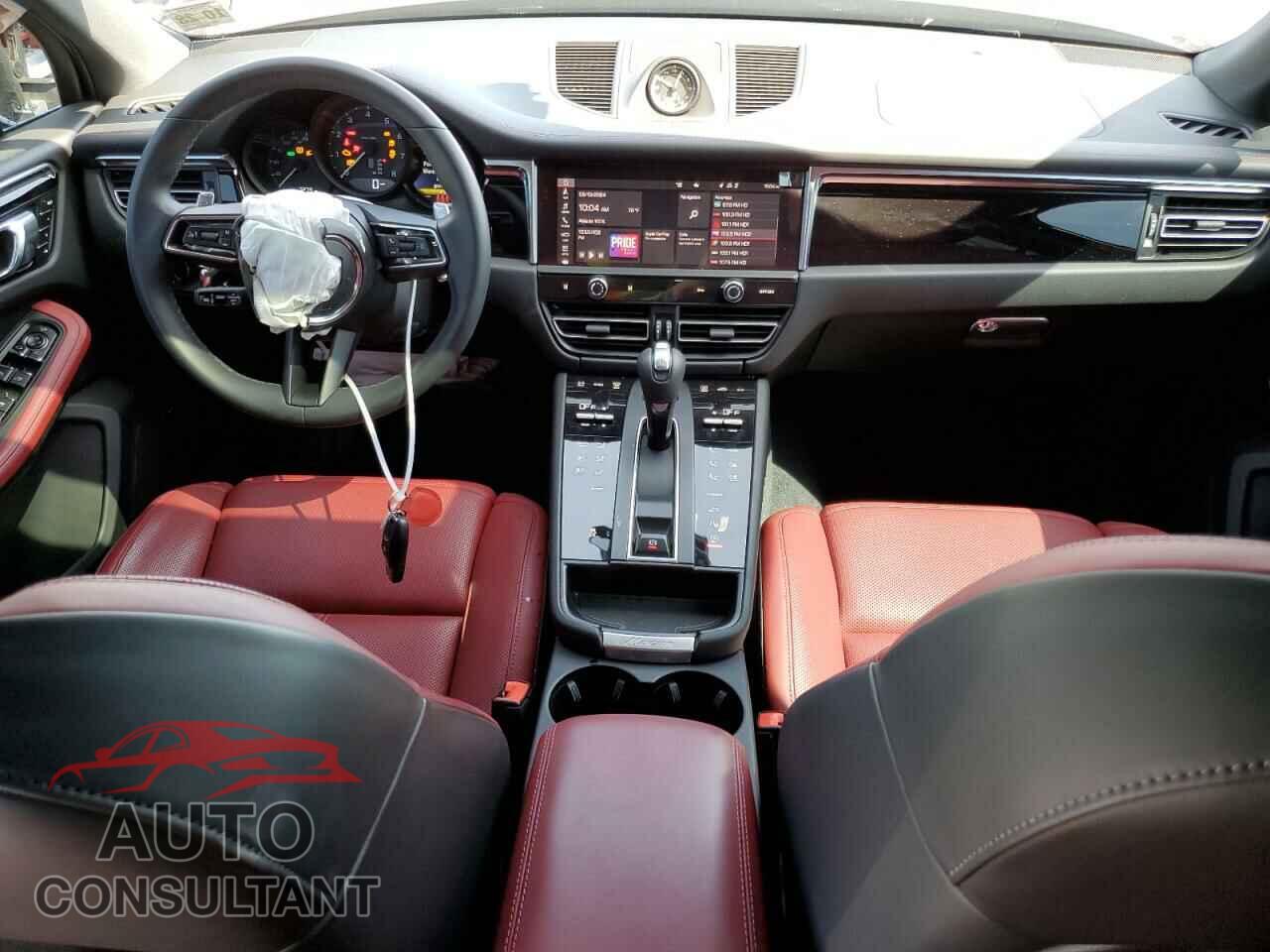 PORSCHE MACAN BASE 2024 - WP1AA2A5XRLB02195