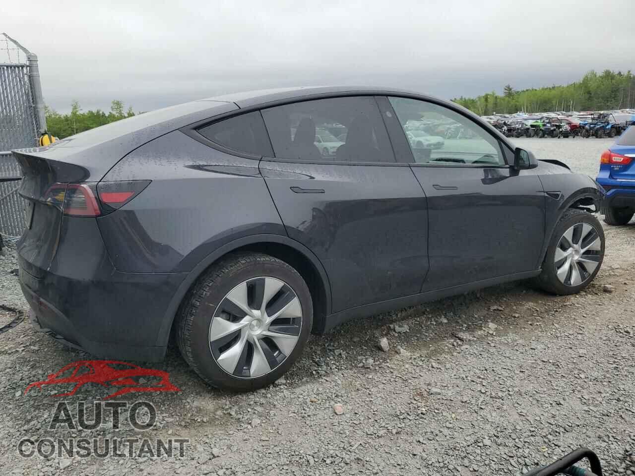 TESLA MODEL Y 2024 - 7SAYGDED2RF016204