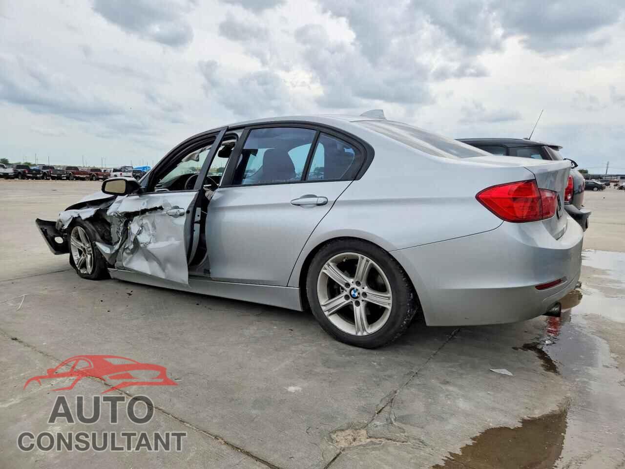 BMW 3 SERIES 2013 - WBA3B1C58DF461841