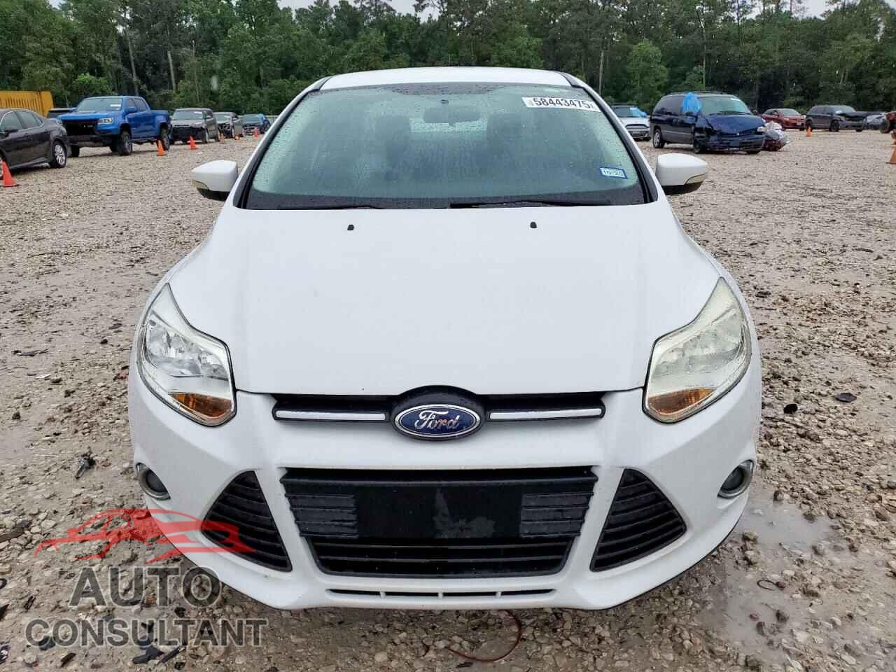 FORD FOCUS 2013 - 1FADP3F22DL158745