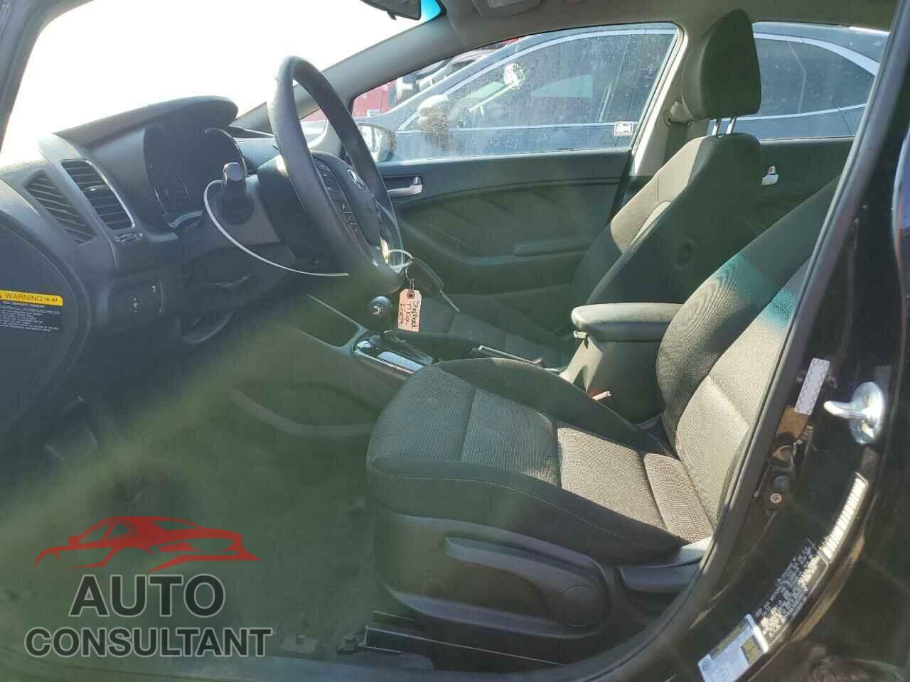 KIA FORTE 2017 - 3KPFK4A70HE058152