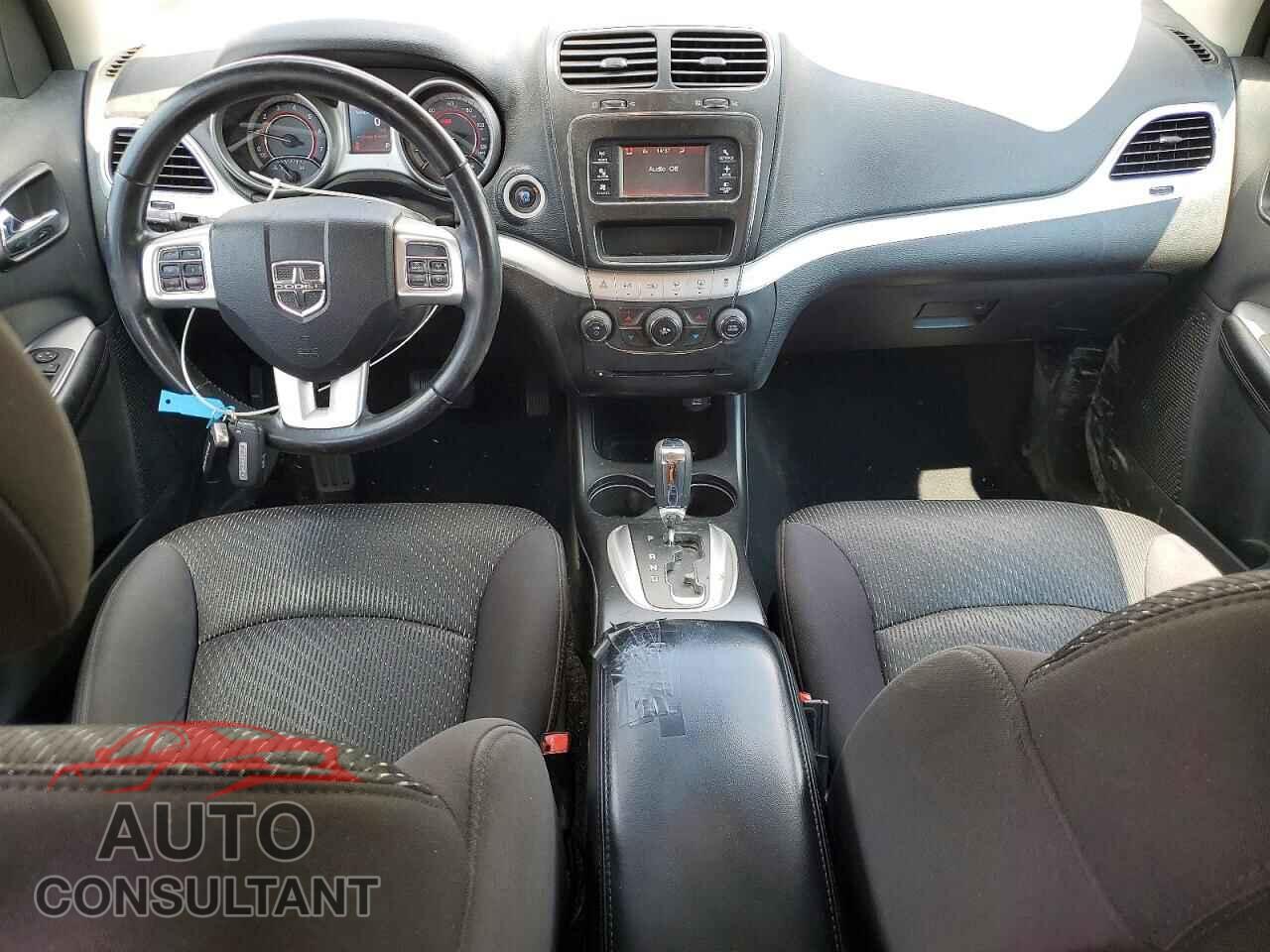 DODGE JOURNEY 2013 - 3C4PDCBB8DT653171