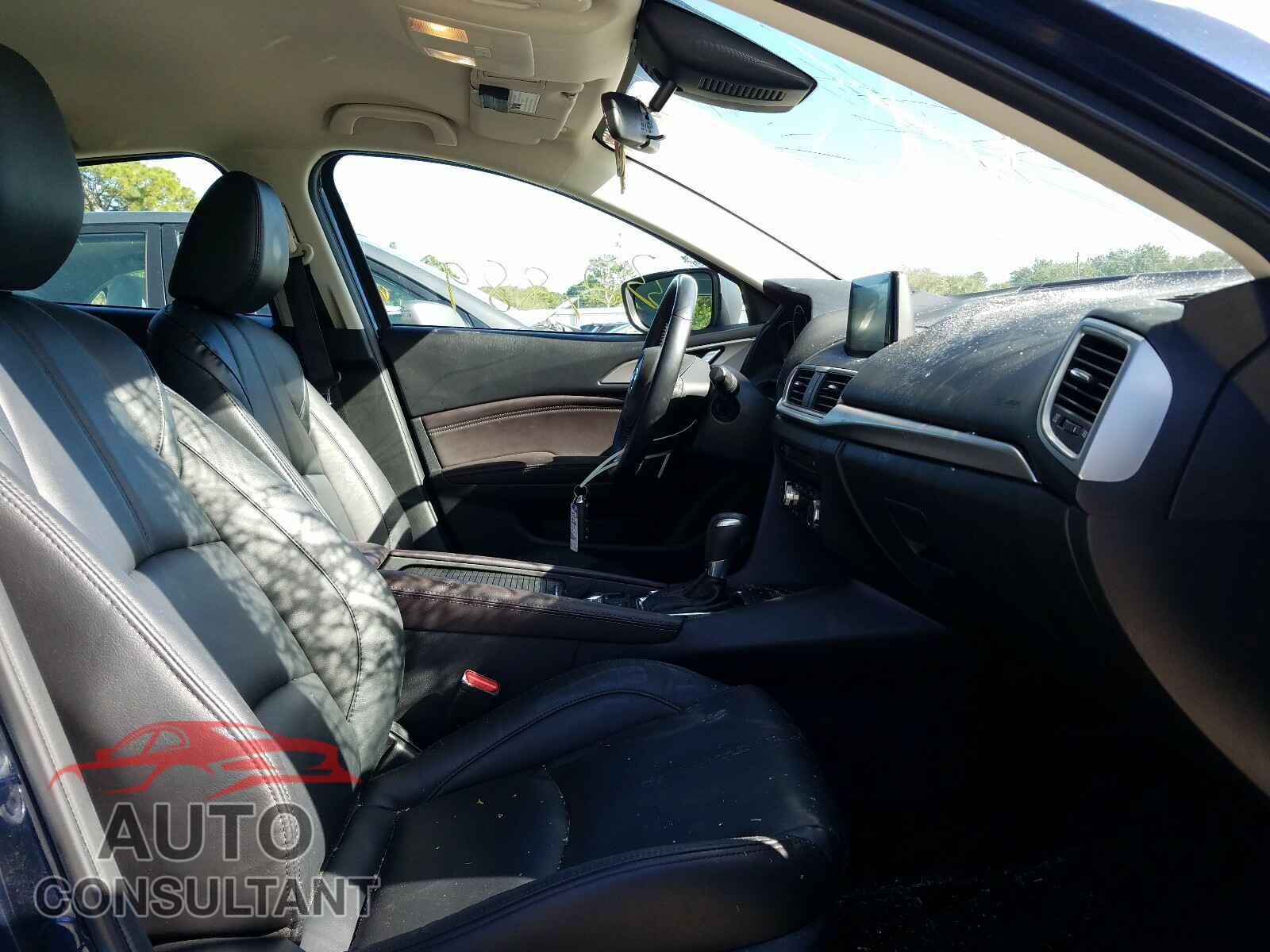 MAZDA 3 2017 - 3MZBN1L7XHM101688
