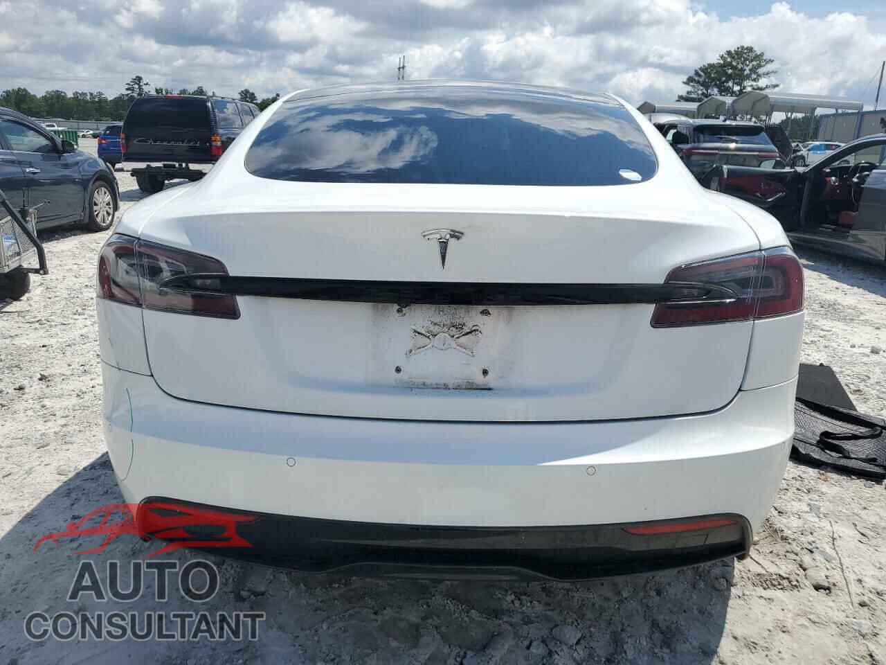 TESLA MODEL S 2021 - 5YJSA1E52MF443953