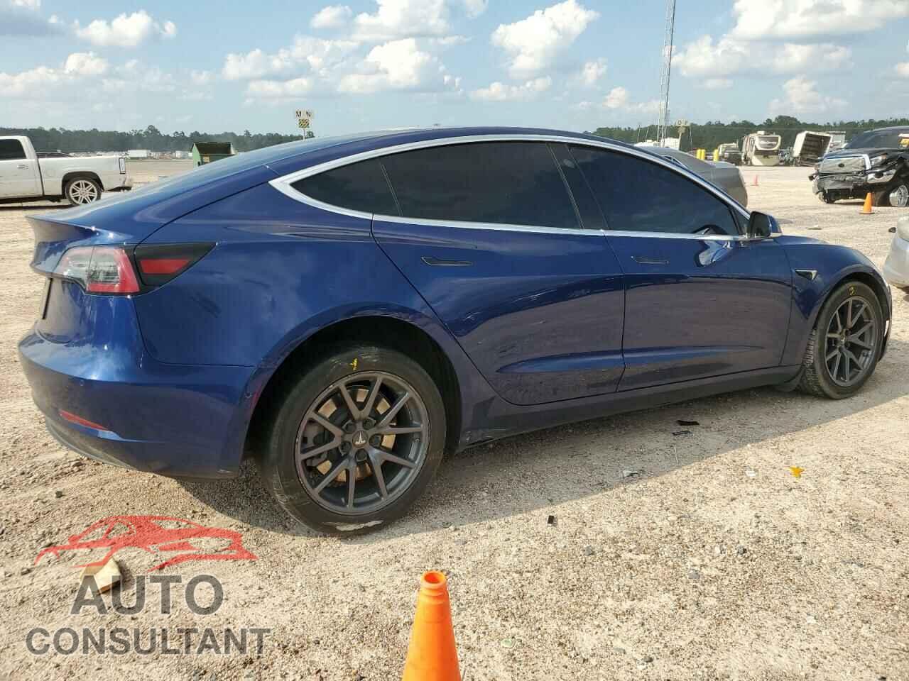 TESLA MODEL 3 2020 - 5YJ3E1EA6LF739756