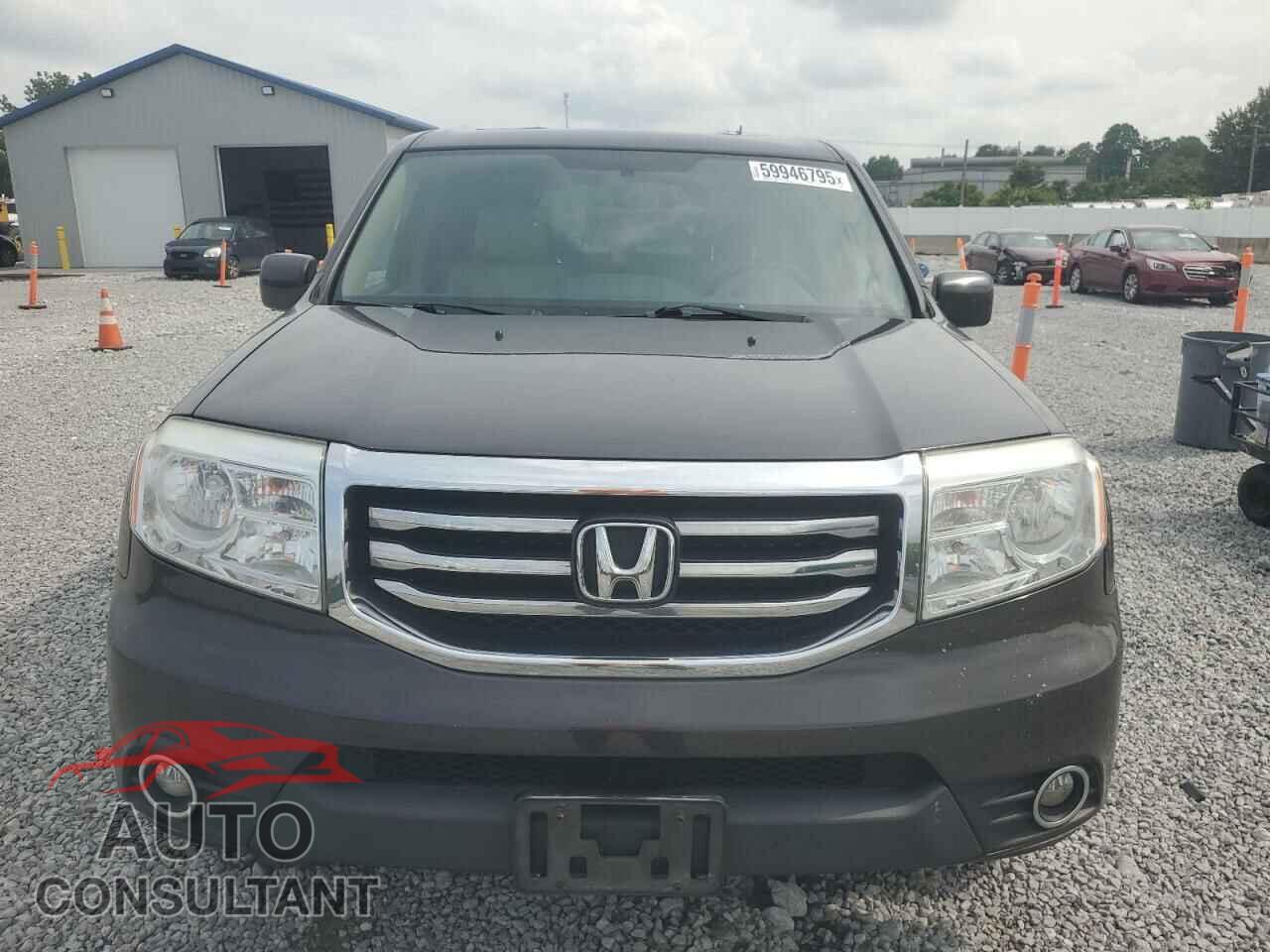 HONDA PILOT 2013 - 5FNYF4H56DB080940
