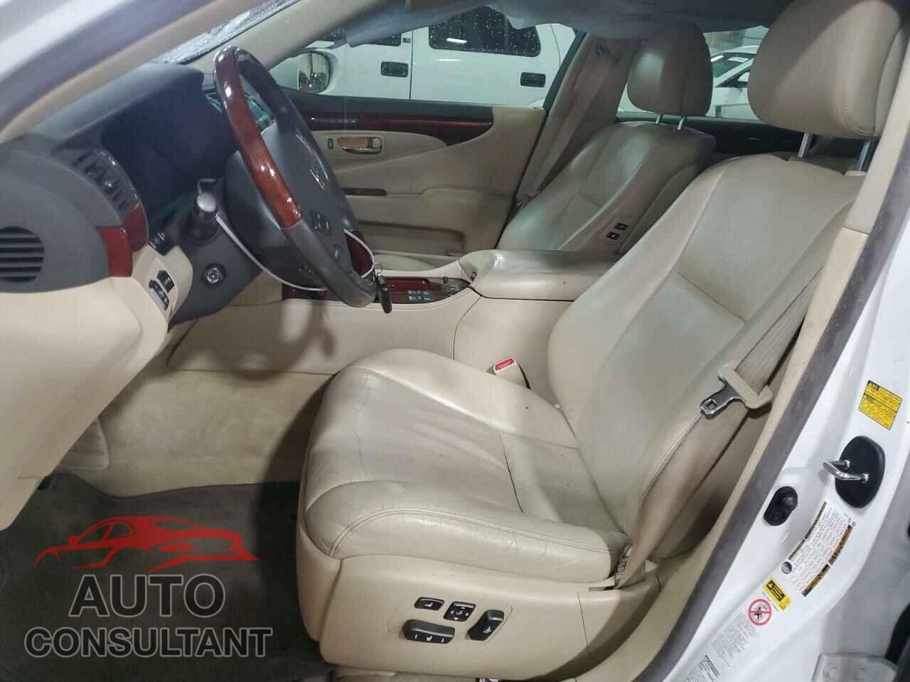 LEXUS LS460 2010 - JTHCL5EF5A5005888