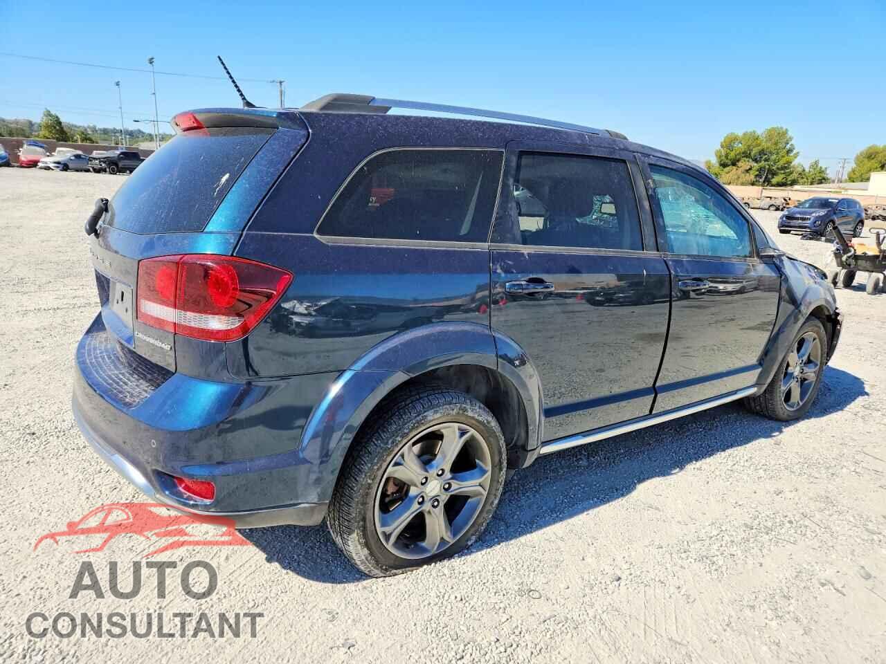 DODGE JOURNEY 2015 - 3C4PDCGB2FT752841