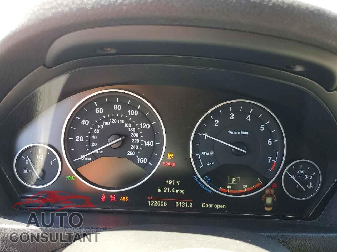 BMW 3 SERIES 2017 - WBA8E1G56HNU14875