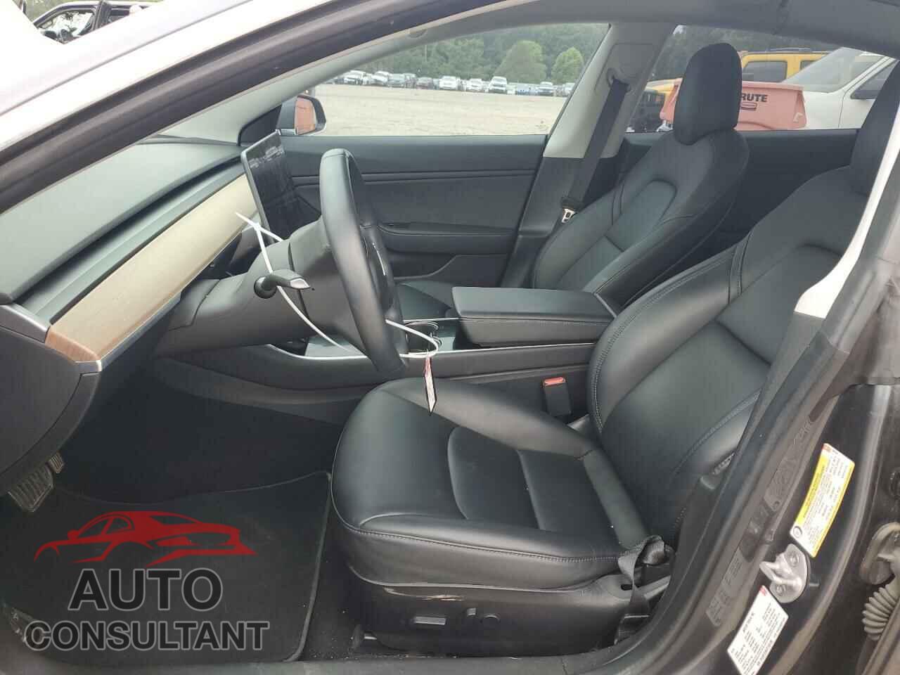 TESLA MODEL 3 2018 - 5YJ3E1EA0JF158136