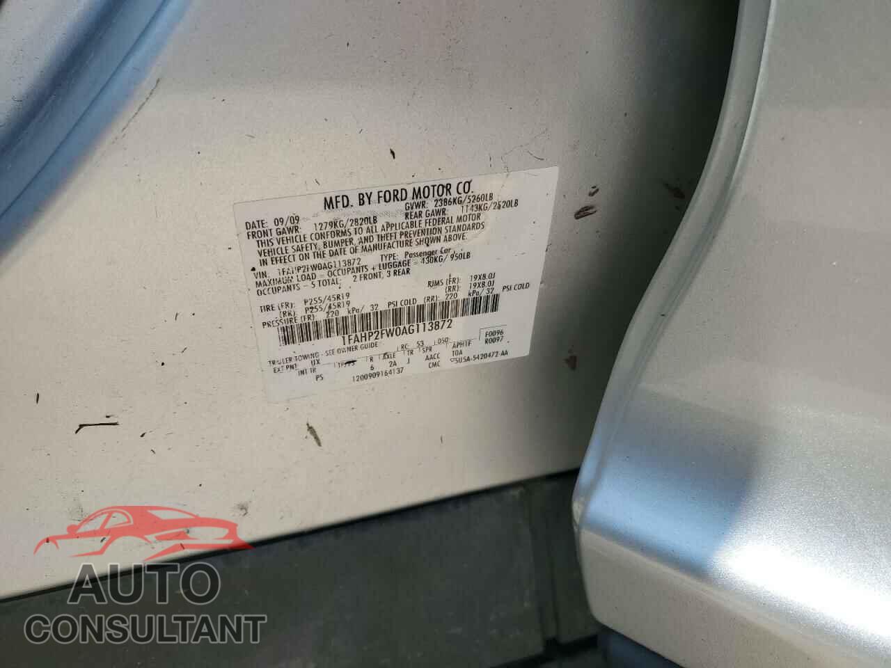 FORD TAURUS 2010 - 1FAHP2FW0AG113872