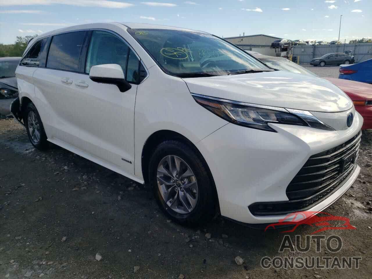 TOYOTA SIENNA 2021 - 5TDKRKEC6MS046111