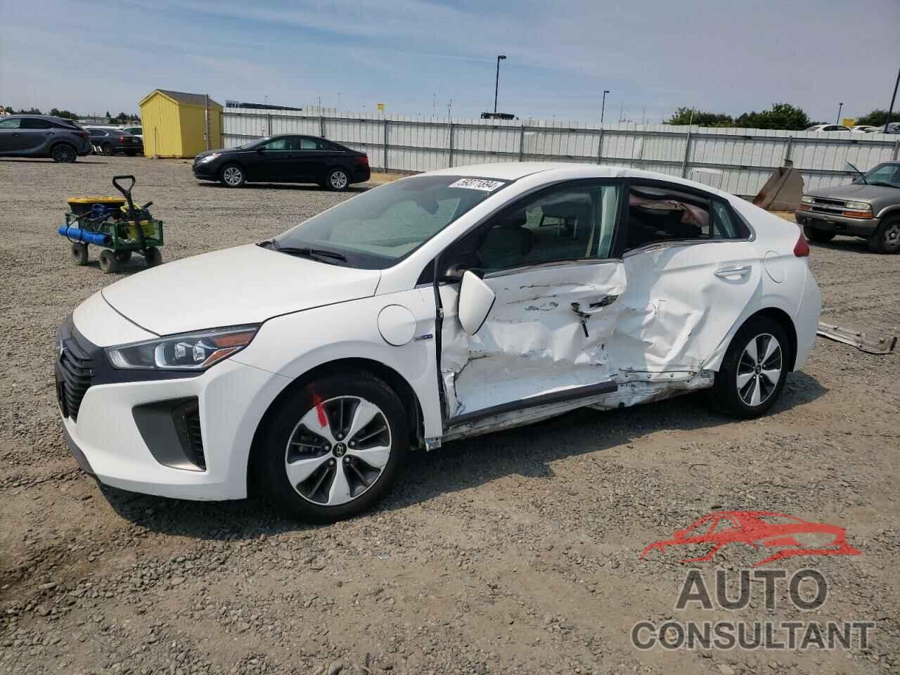 HYUNDAI IONIQ 2018 - KMHC75LD3JU060624