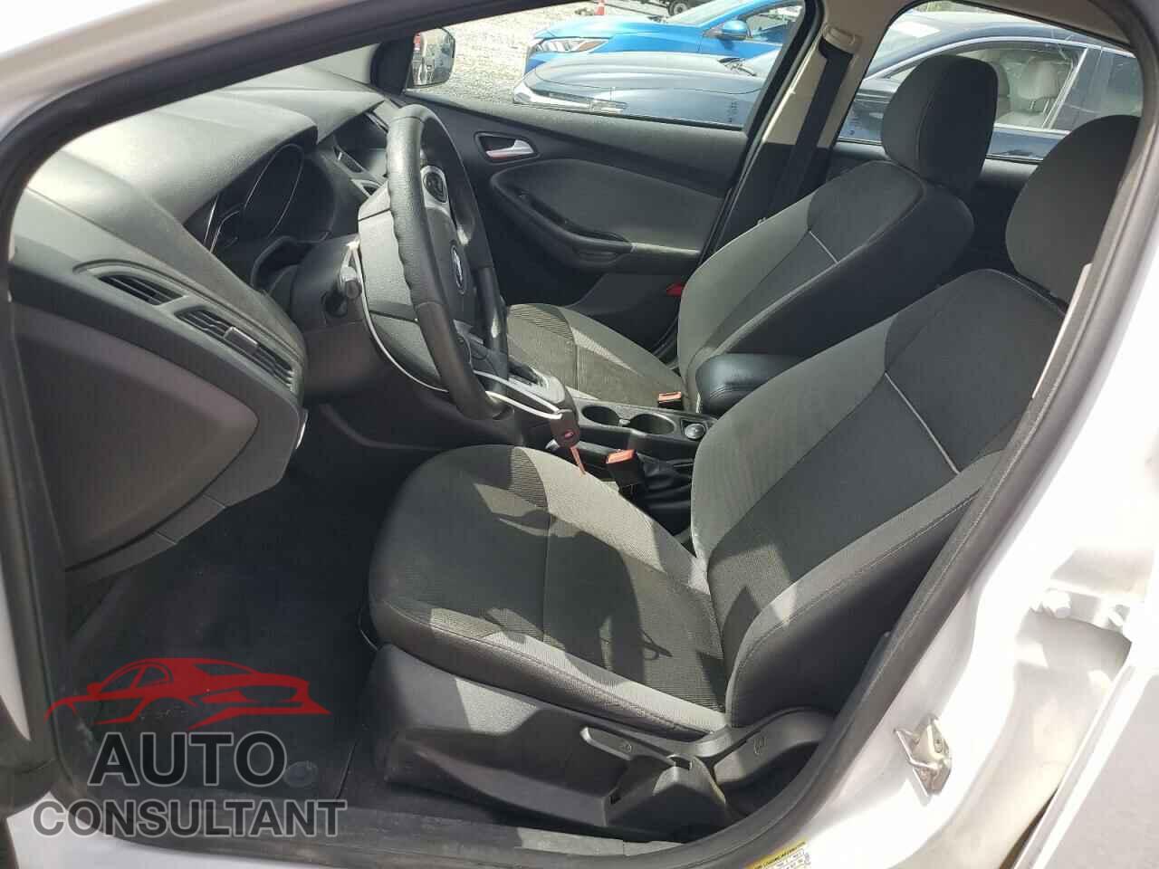 FORD FOCUS 2013 - 1FADP3F29DL374088