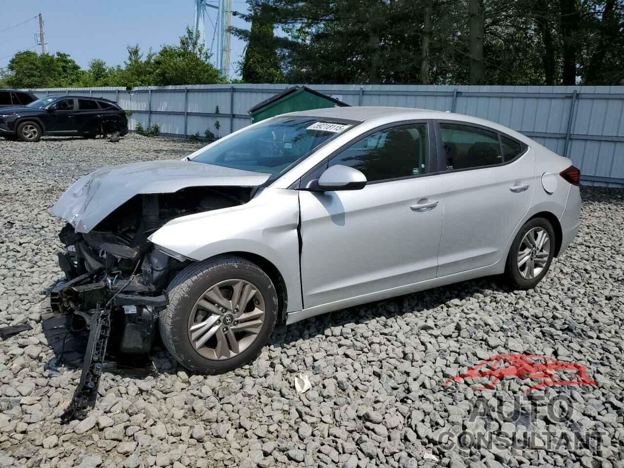 HYUNDAI ELANTRA 2019 - 5NPD84LF7KH448498