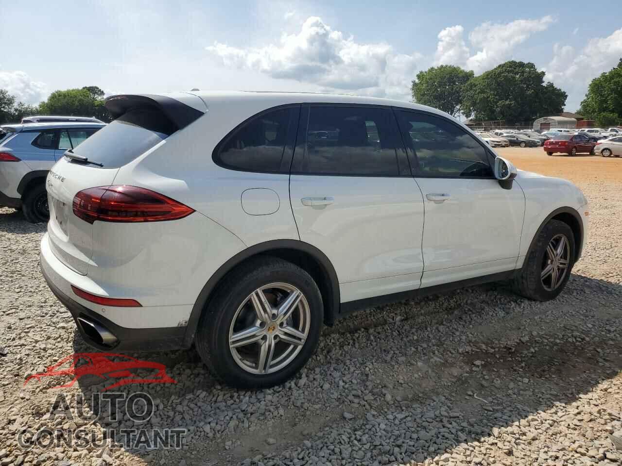 PORSCHE CAYENNE 2016 - WP1AA2A26GLA09807