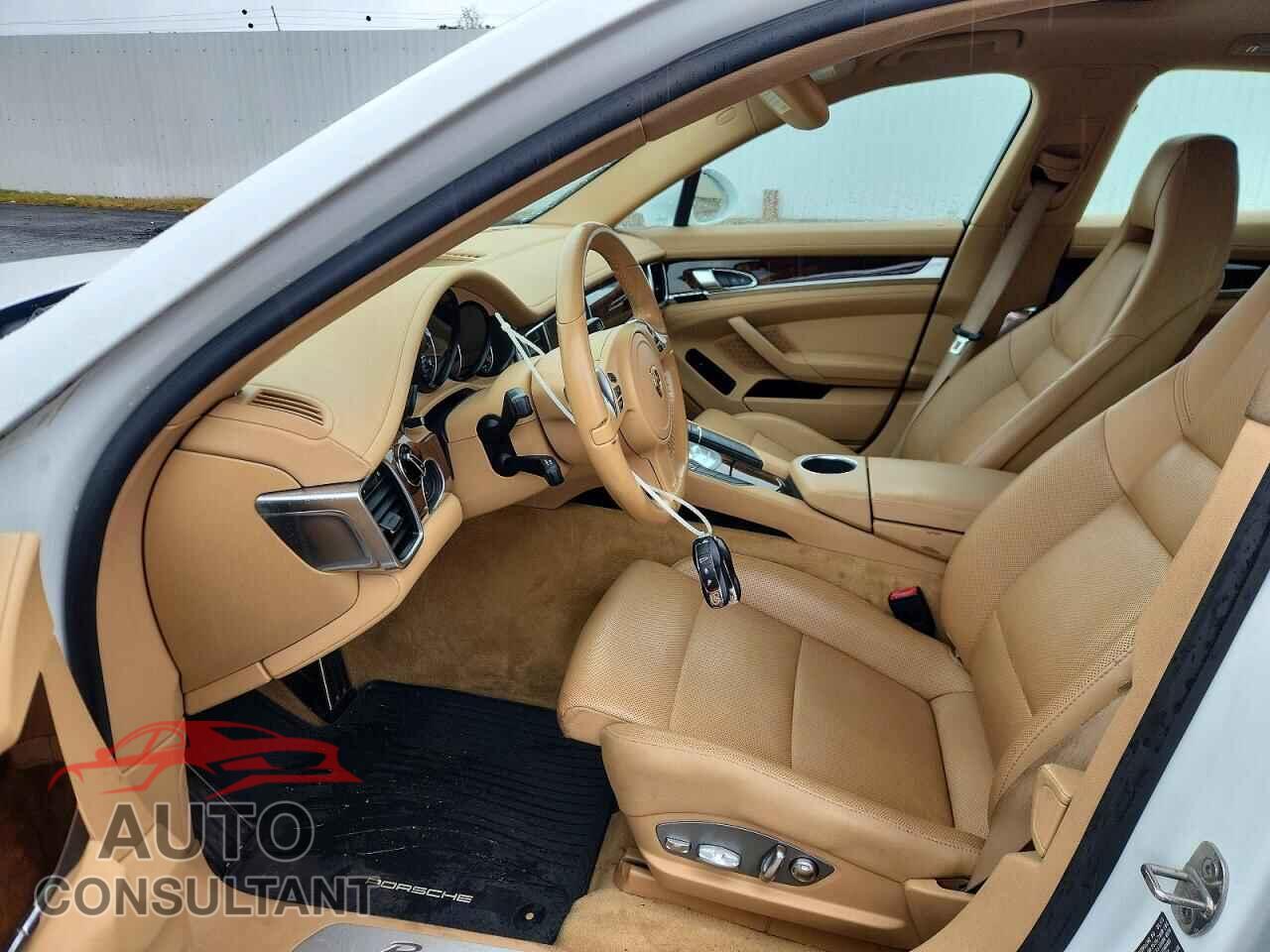 PORSCHE PANAMERA 2015 - WP0AA2A79FL004998