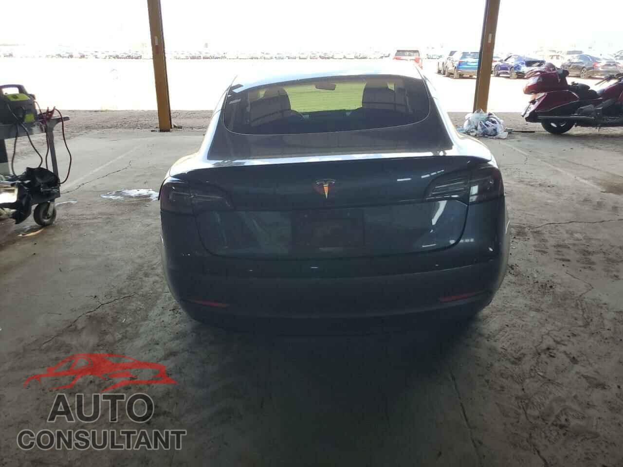 TESLA MODEL 3 2019 - 5YJ3E1EA8KF400205
