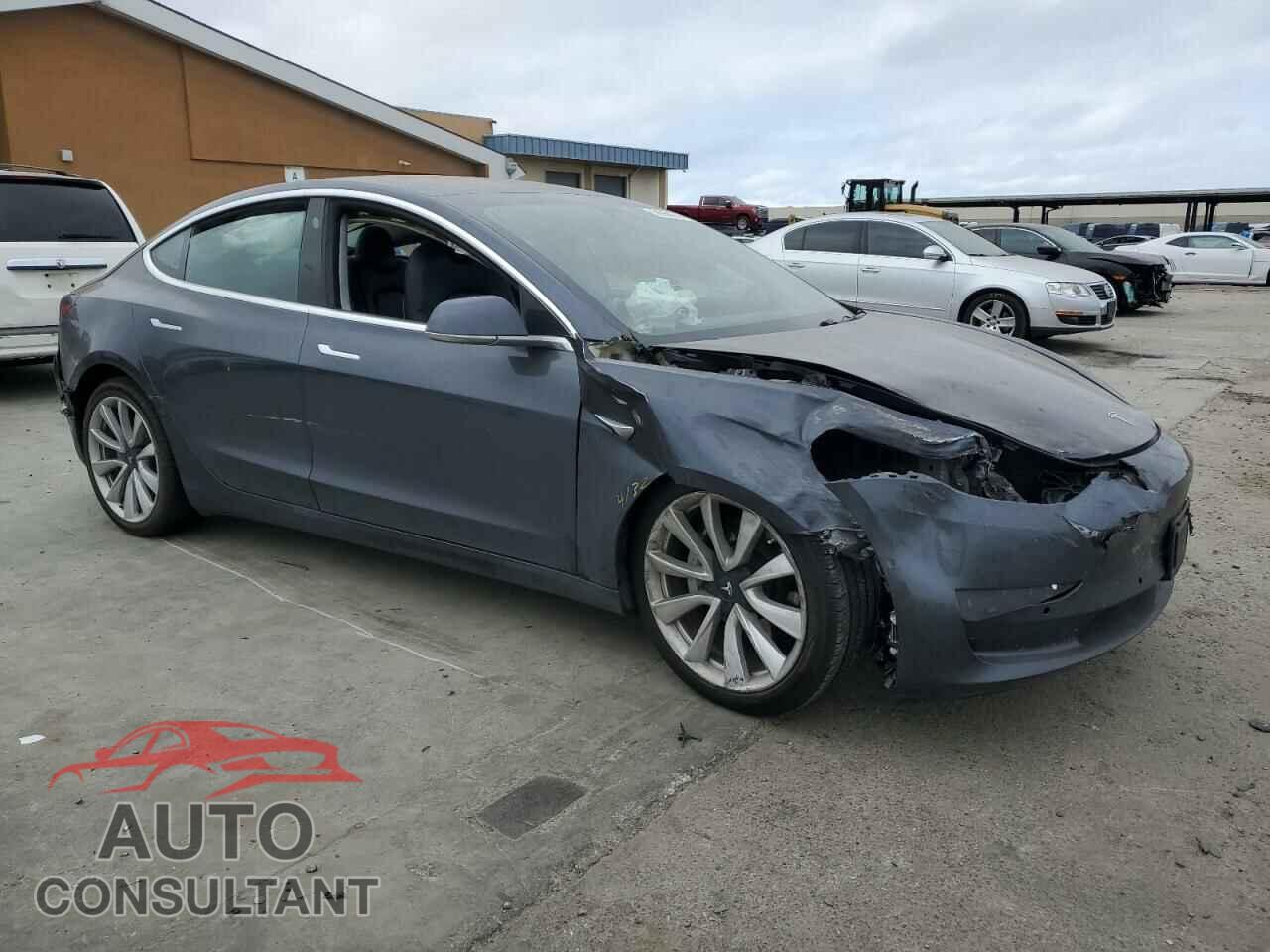 TESLA MODEL 3 2018 - 5YJ3E1EA7JF060589