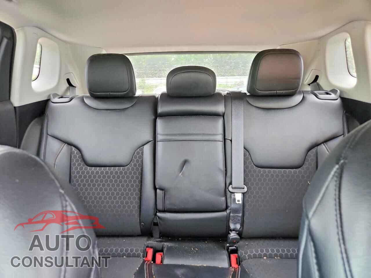 JEEP COMPASS 2017 - 3C4NJDBB4HT647041