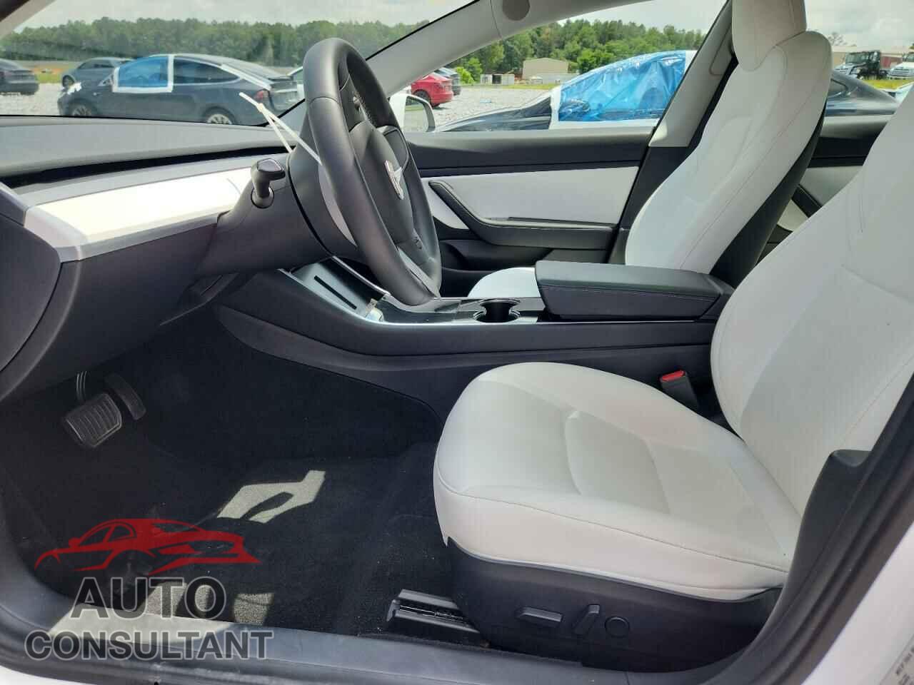 TESLA MODEL 3 2020 - 5YJ3E1EA5LF599103