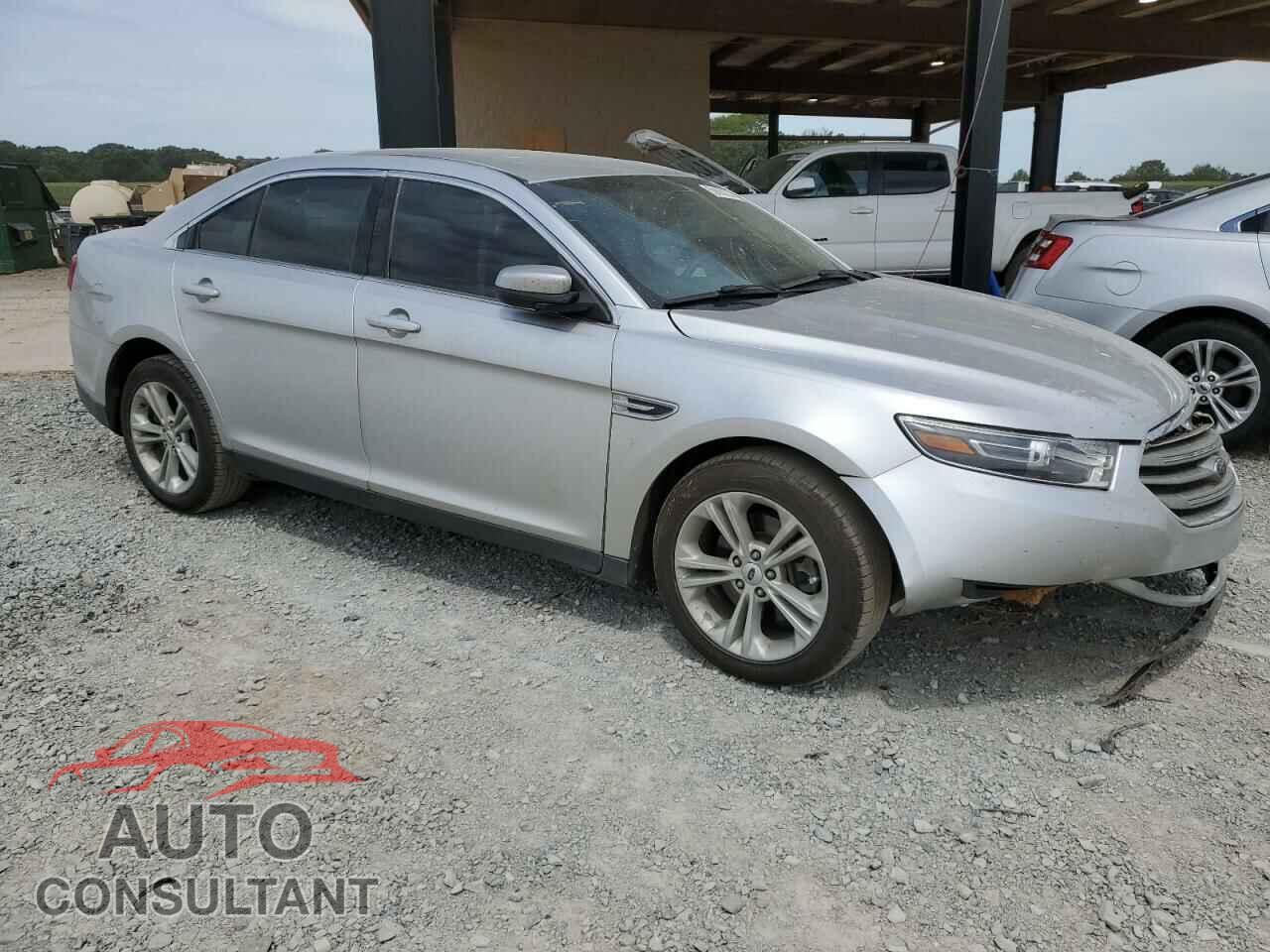 FORD TAURUS 2017 - 1FAHP2E86HG126901