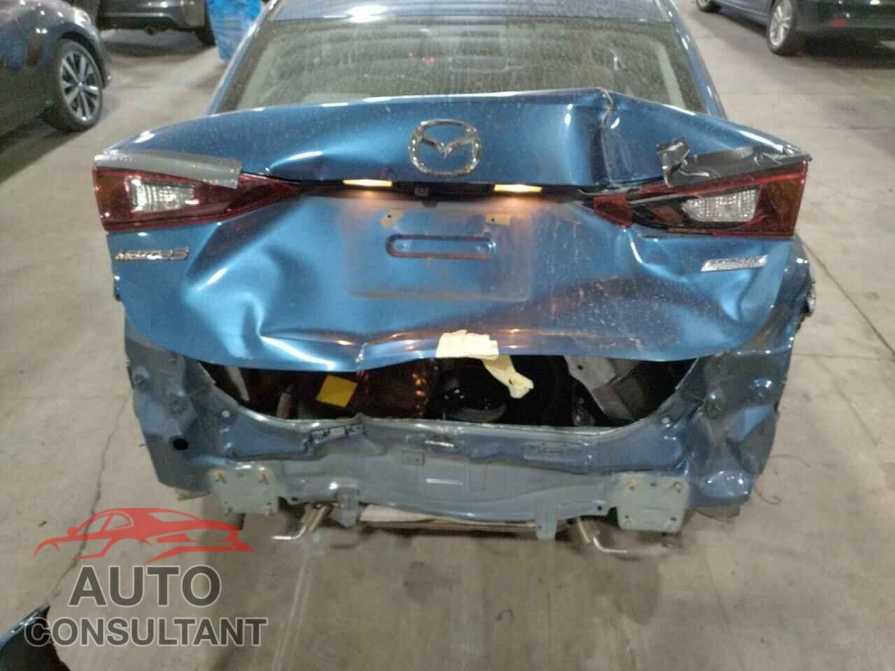 MAZDA 3 2017 - JM1BN1U79H1127262