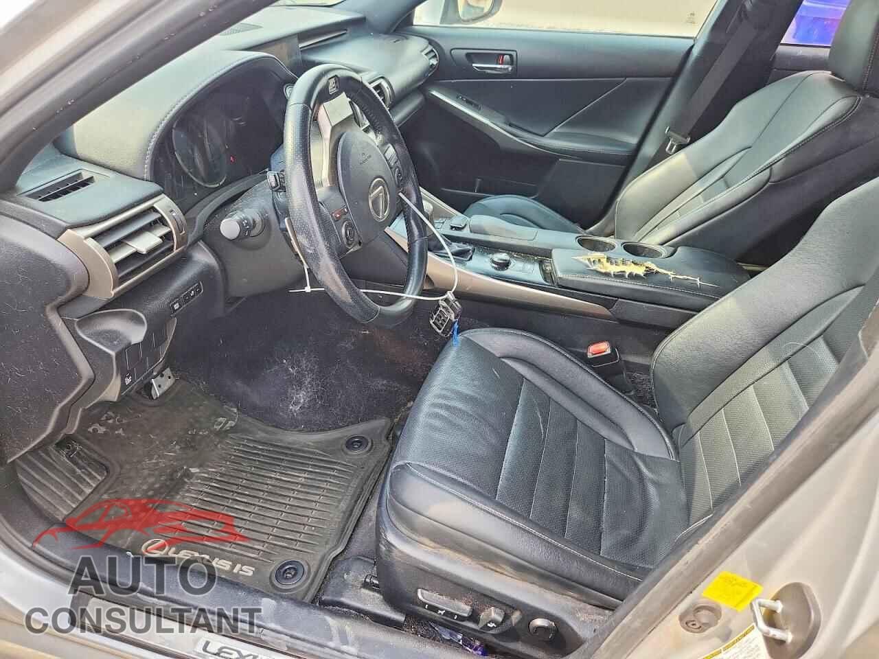 LEXUS IS 2014 - JTHCE1D28E5003558