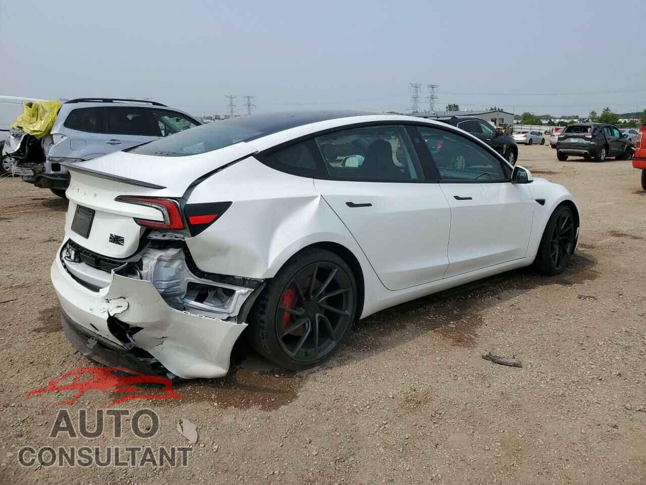 TESLA MODEL 3 2024 - 5YJ3E1ET0RF820925