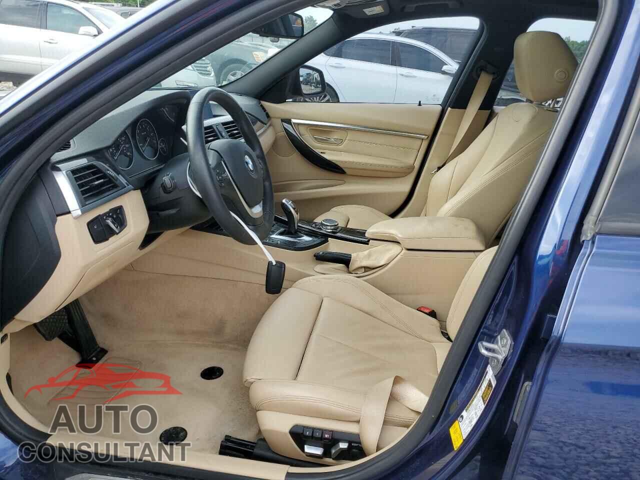 BMW 3 SERIES 2016 - WBA8E9G58GNT46172