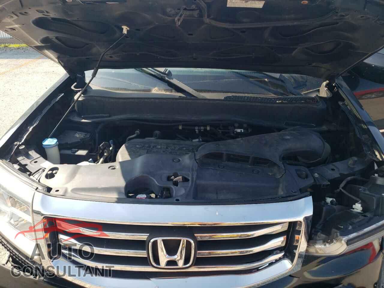 HONDA PILOT 2012 - 5FNYF4H92CB040601