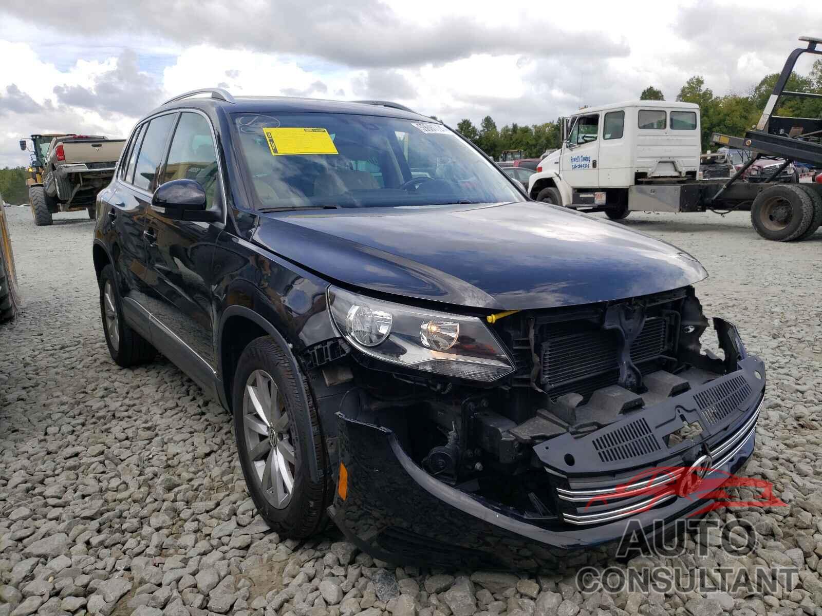 VOLKSWAGEN TIGUAN 2017 - WVGRV7AX6HW509057