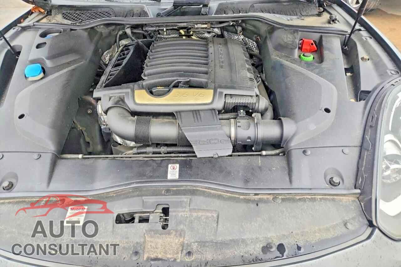 PORSCHE CAYENNE 2017 - WP1AA2A29HKA89076