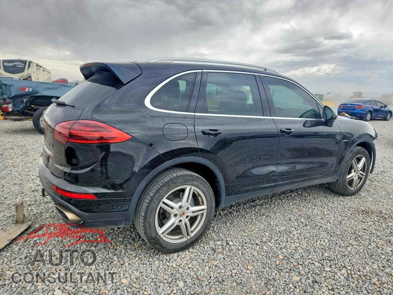 PORSCHE CAYENNE 2015 - WP1AF2A28FLA40895