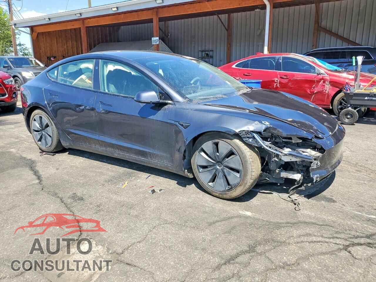 TESLA MODEL 3 2025 - 5YJ3E1EA7SF880124