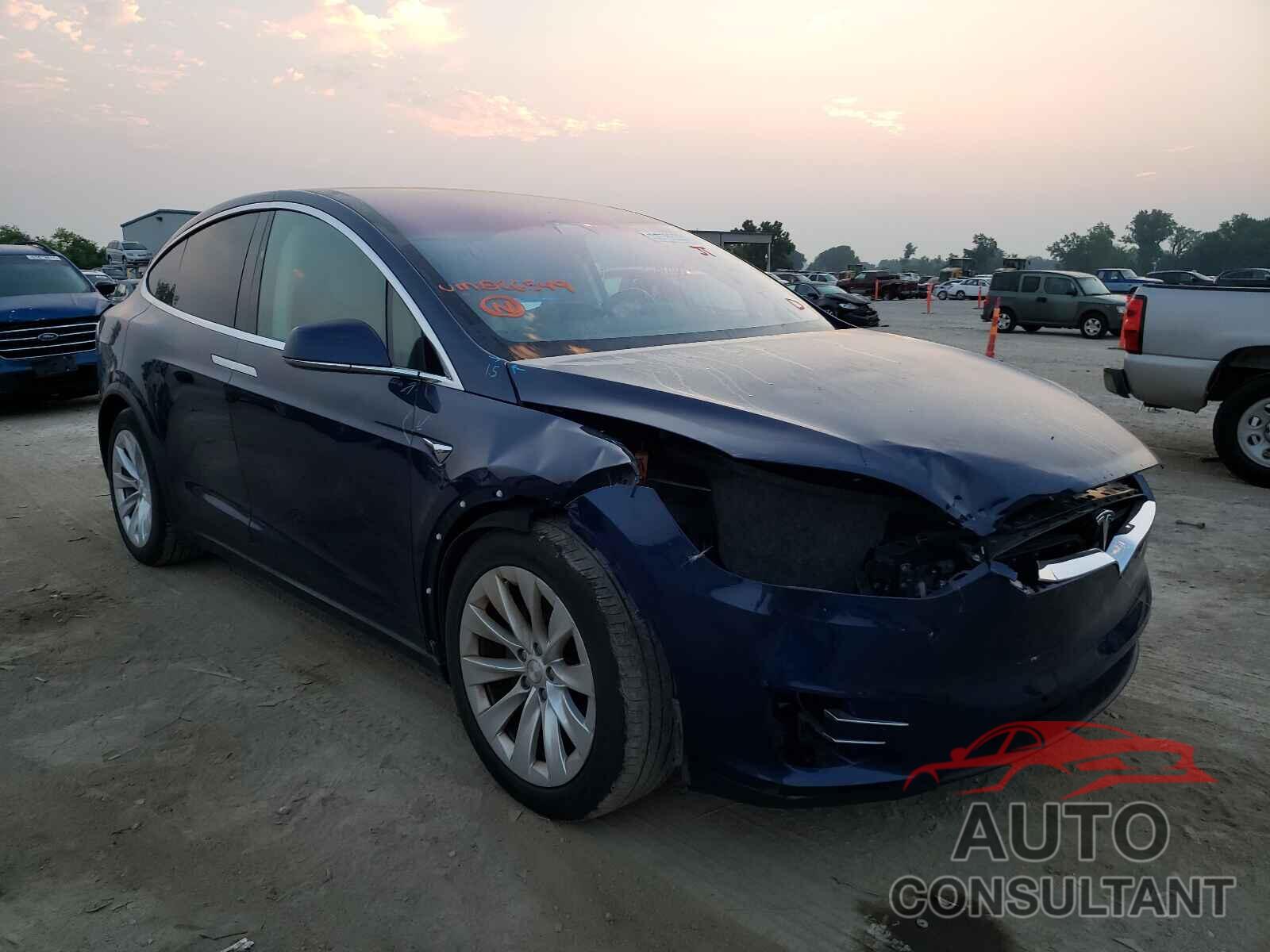 TESLA MODEL X 2016 - 5YJXCDE29GF026549