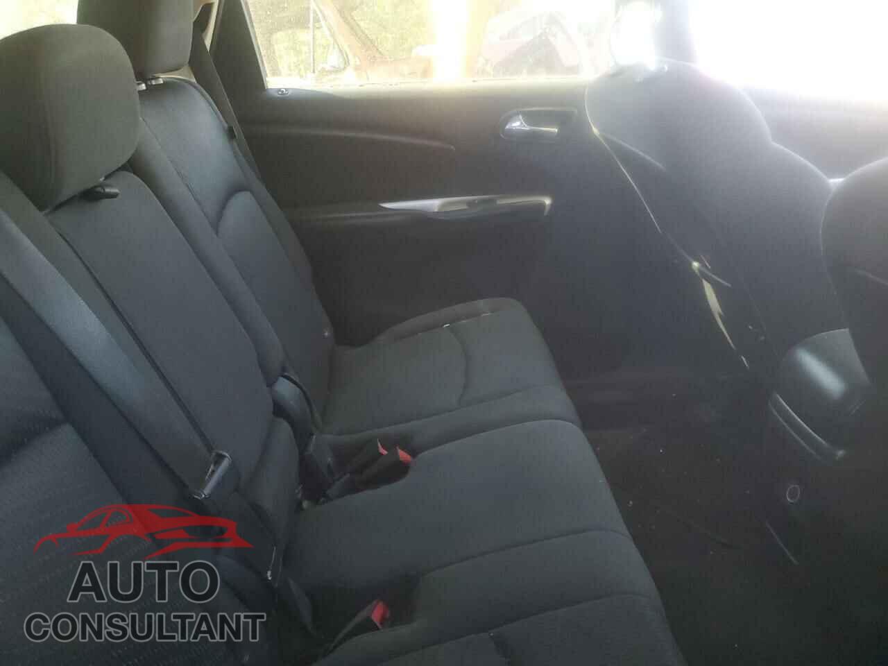DODGE JOURNEY 2015 - 3C4PDCBB6FT604716