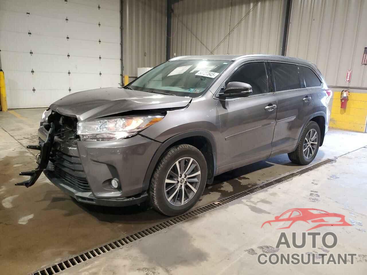 TOYOTA HIGHLANDER 2018 - 5TDJZRFH4JS805865