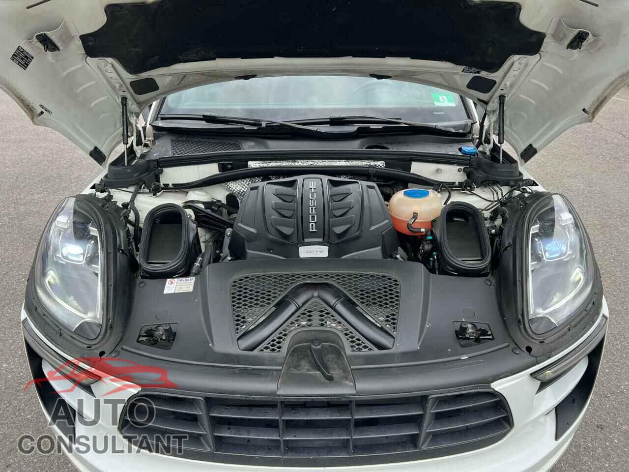 PORSCHE MACAN 2018 - WP1AG2A59JLB62195