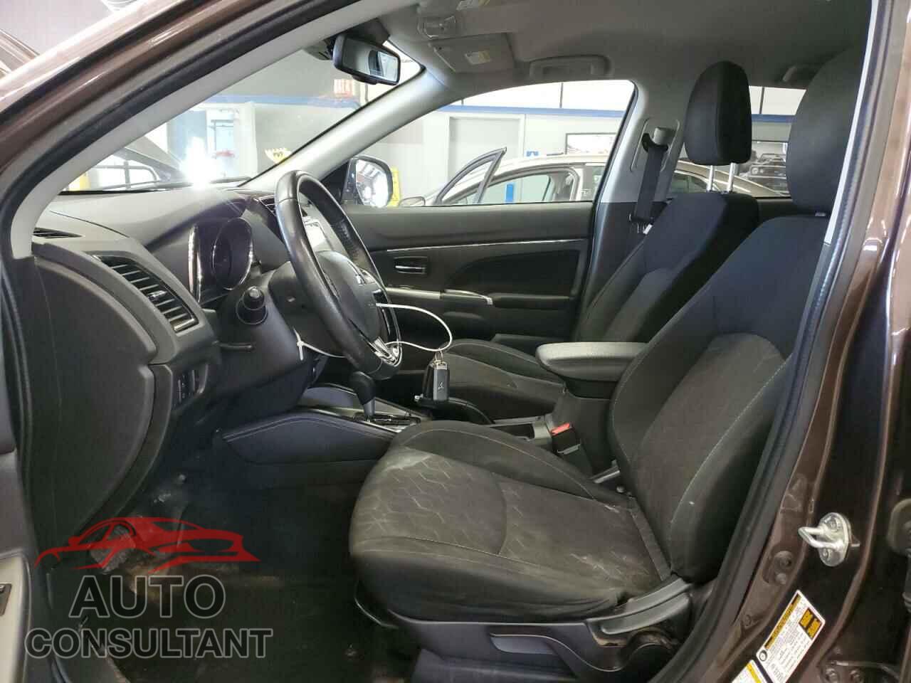 MITSUBISHI OUTLANDER 2020 - JA4AR3AUXLU012015
