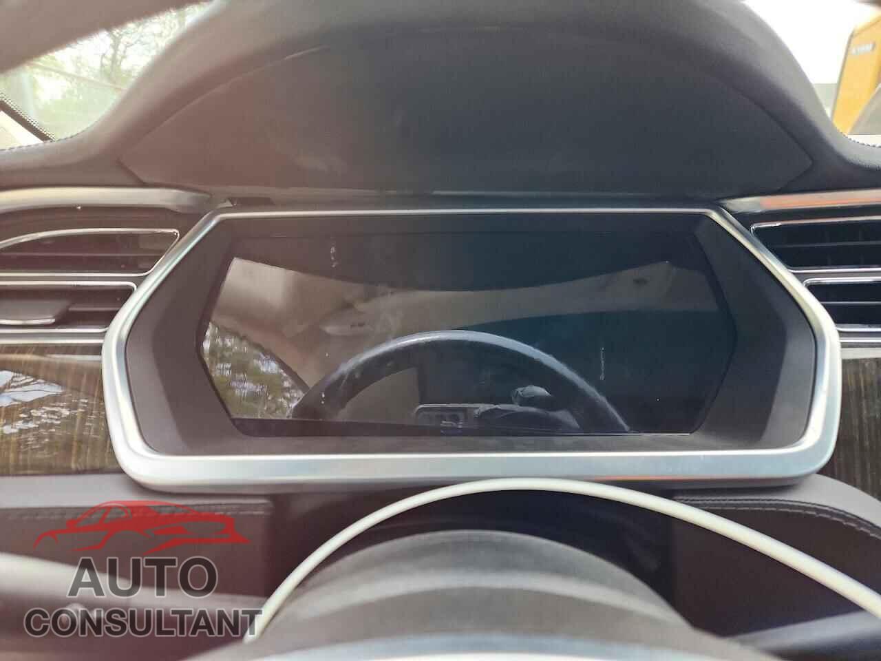 TESLA MODEL S 2013 - 5YJSA1DN0DFP07172