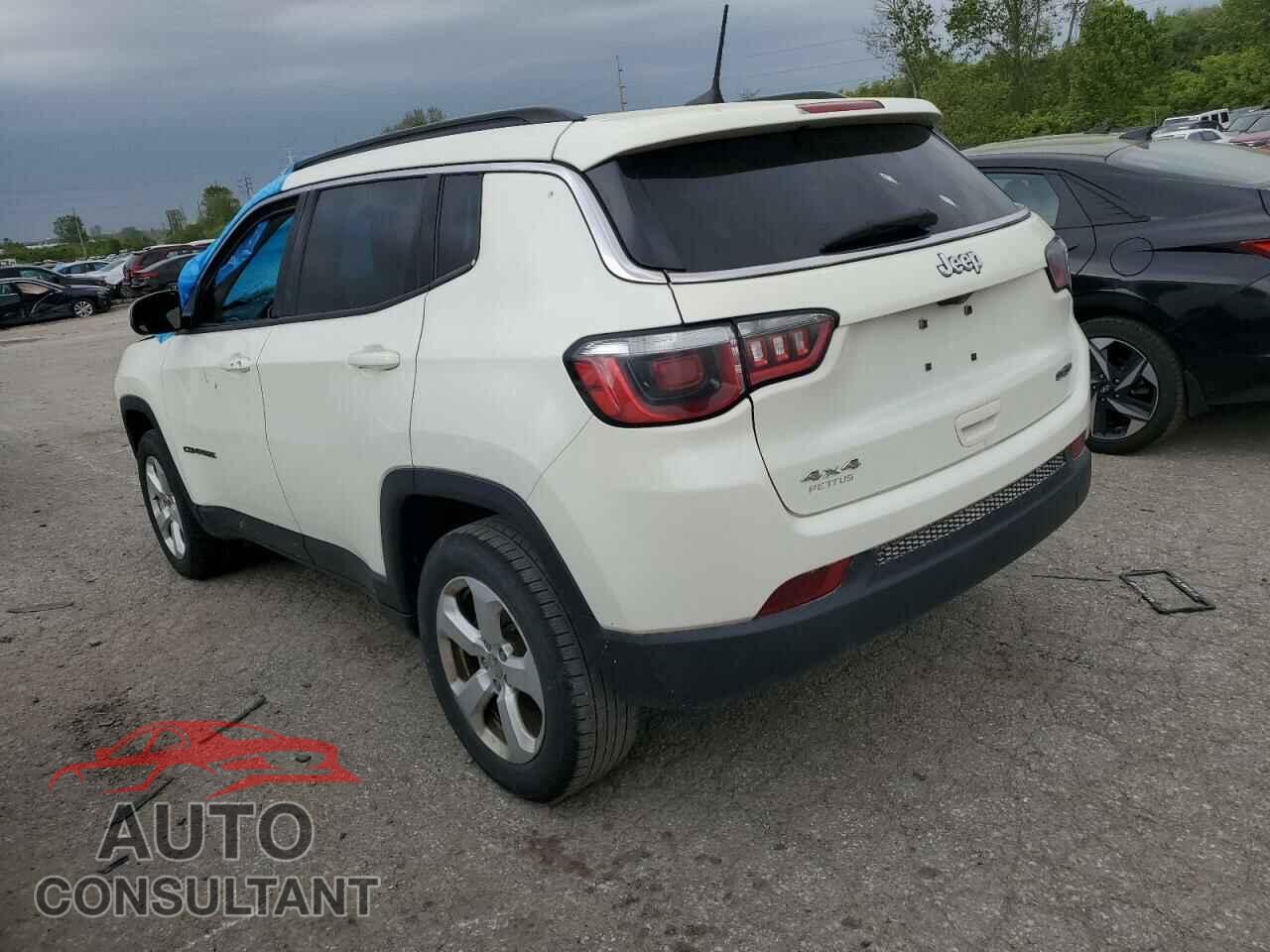JEEP COMPASS 2018 - 3C4NJDBB1JT155184