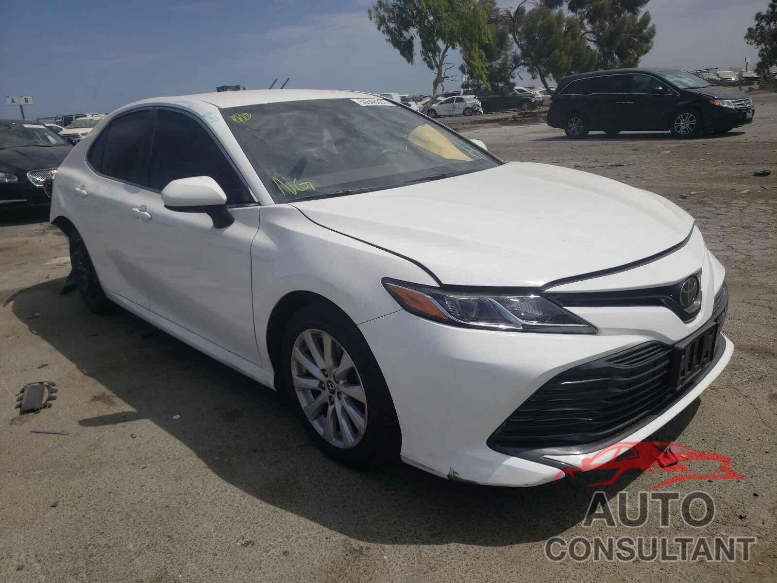TOYOTA CAMRY 2018 - JTNB11HK5J3002923