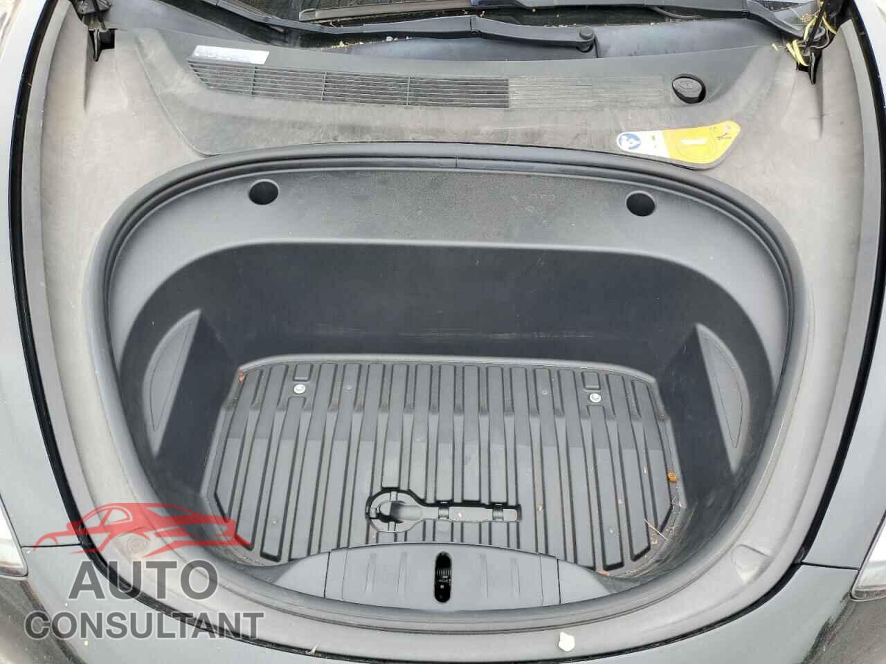 TESLA MODEL 3 2018 - 5YJ3E1EA0JF172764