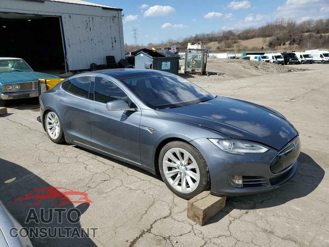 TESLA MODEL S 2013 - 5YJSA1CN9DFP14820