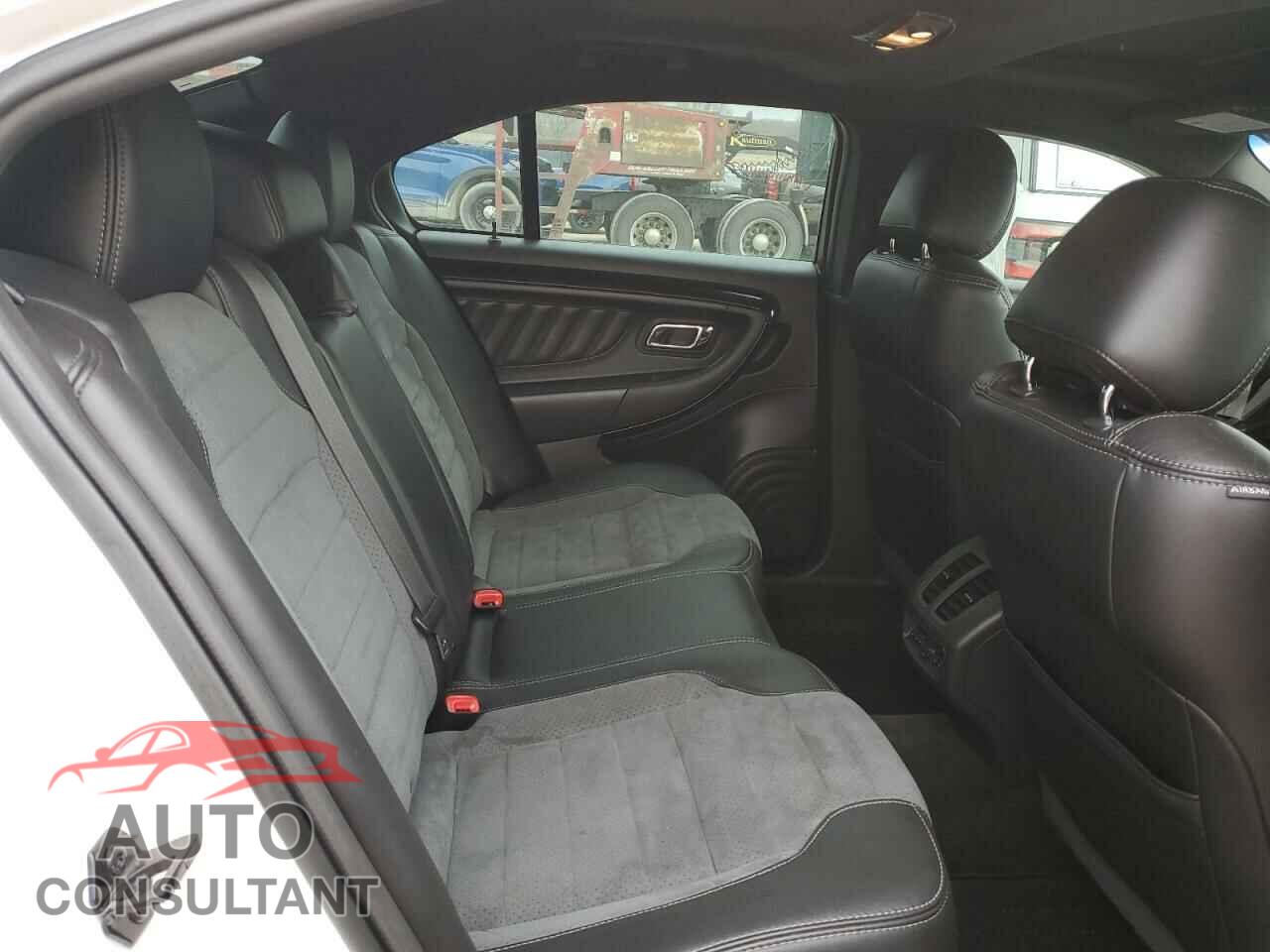 FORD TAURUS 2013 - 1FAHP2KT9DG122652