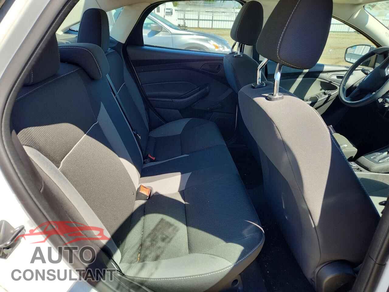FORD FOCUS 2013 - 1FADP3E27DL320662